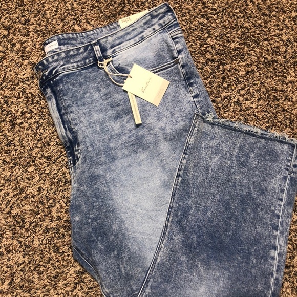 KanCan Denim - 🐠KANCAN Plus Size High Rise Cropped Straight Acid Wash Stretch Jeans | NWT!